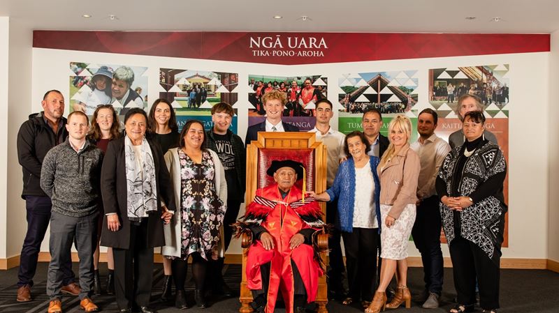 Te Whare Wānanga o Awanuiārangi award Honorary Doctorates to distinguished Māori leaders