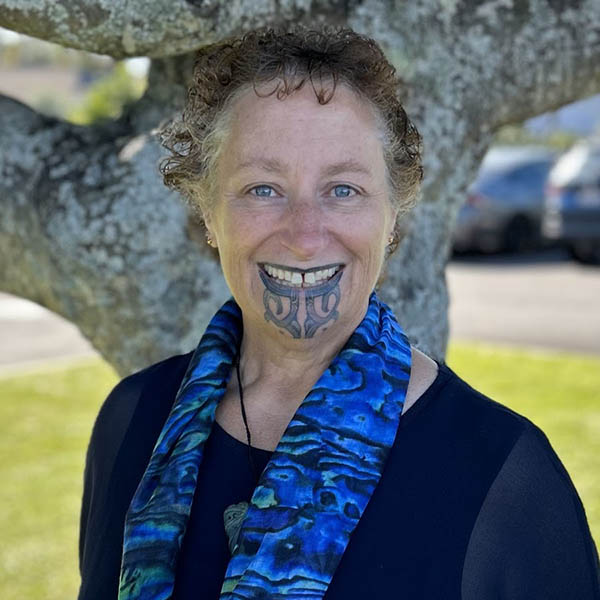 Research funding to empower whānau facing coastal climate change