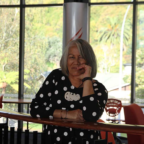 Gloria Takuira